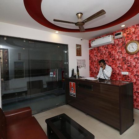 Oyo Flagship Hotel Daimond Neu-Delhi Exterior foto