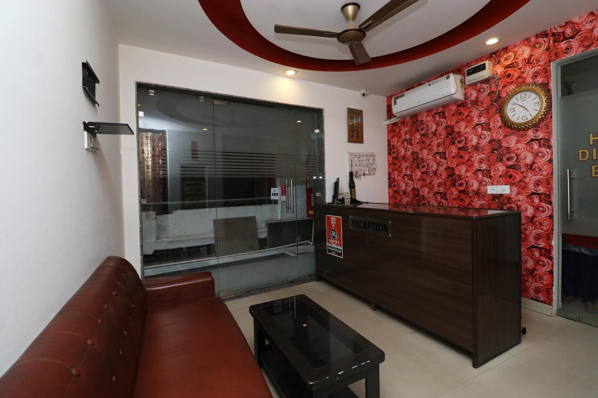 Oyo Flagship Hotel Daimond Neu-Delhi Exterior foto